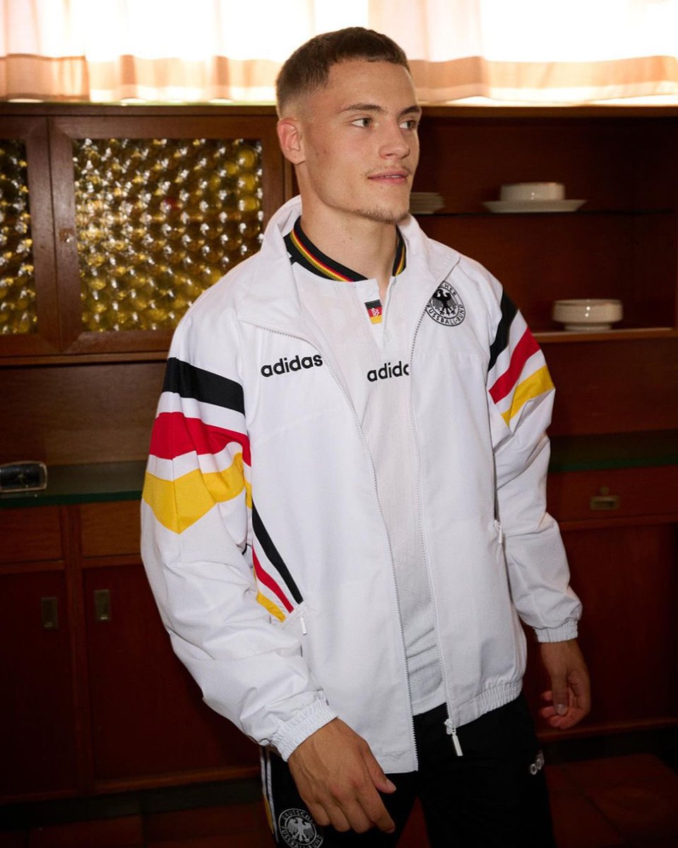 Mira lo que es esa pilcha hermano, Adidas a nosotros nos hizo una villereada