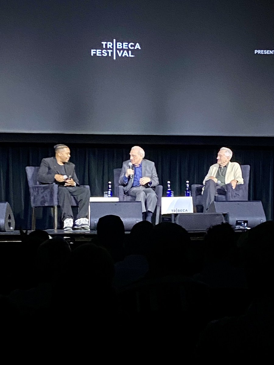 Sarah Scully tweet media