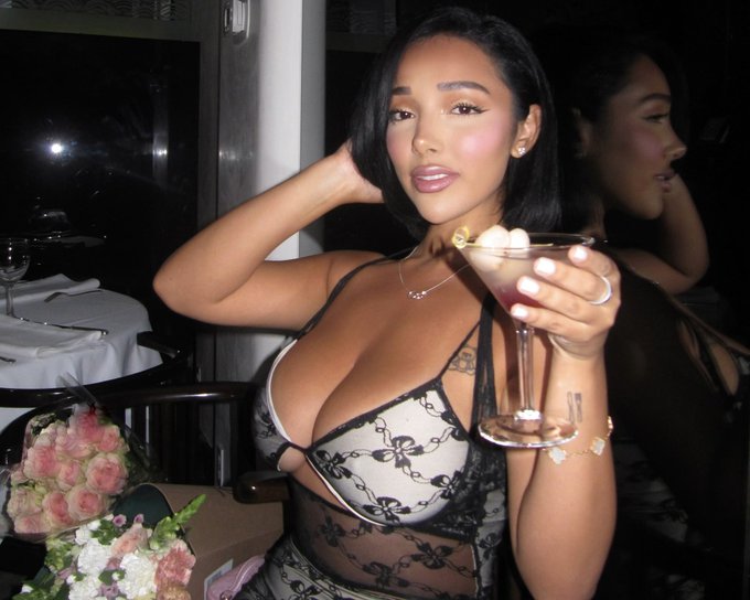 Nights like this https://t.co/DpxtKK1i8K