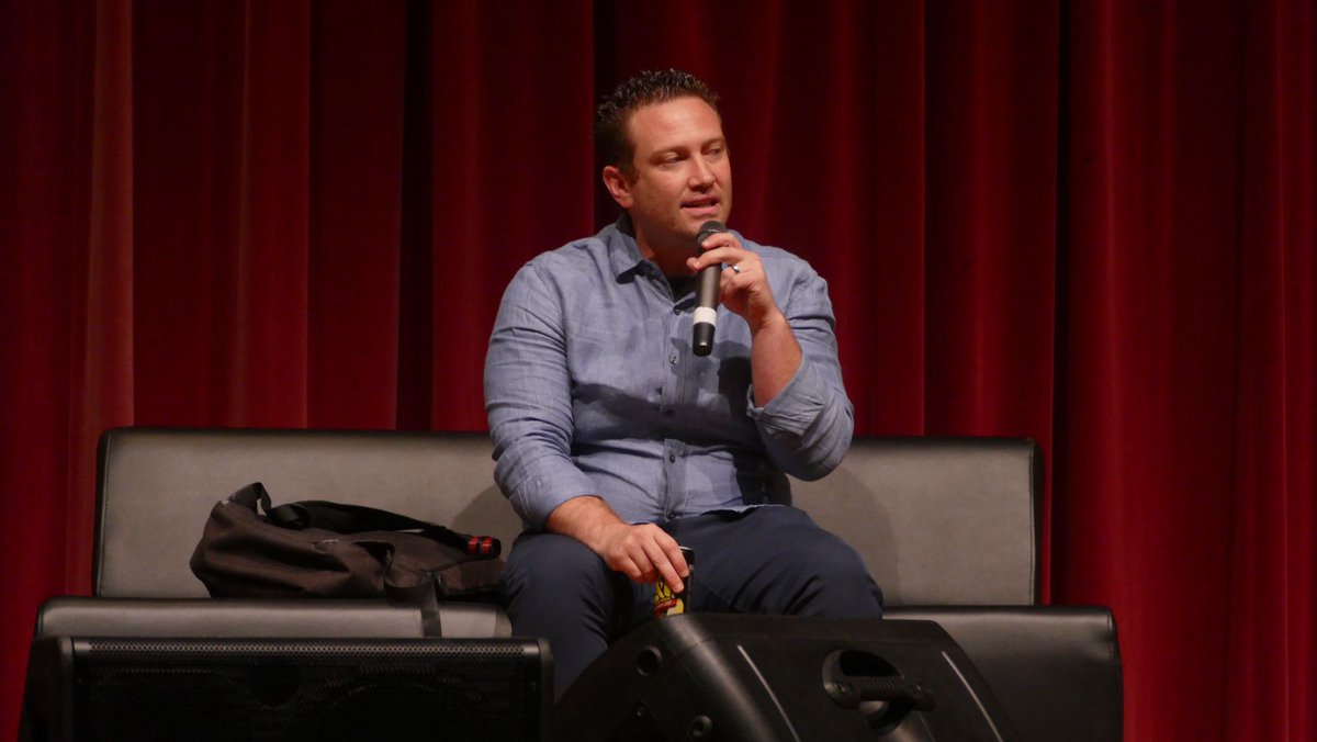 APGNZ's tweet photo. The final panel of the day here at #Wintergeddon with the talented @BrycePapenbrook #APGLive #ArmageddonExpo https://t.co/4byC0lfUhi