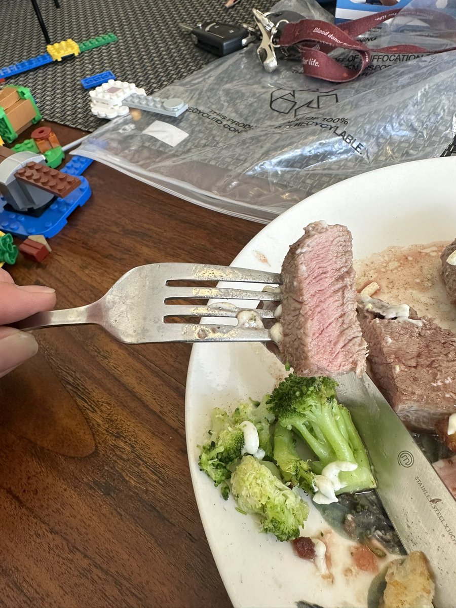 GreenTyler27's tweet photo. @JakeWolki the eye 👁️ fillet is outstanding mate. Well done.
#bullybeef 🥩 https://t.co/OIWTGdtcNu