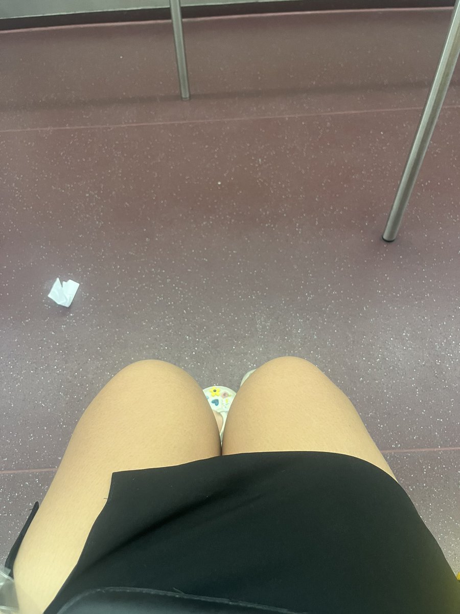 xphi_n51889's tweet photo. เบื่ออออออออ https://t.co/OggBe4eVVn