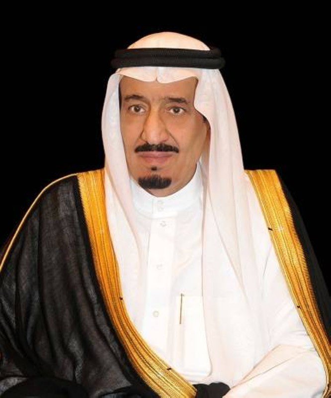 "الملك سلمان" عبر منصة "X":

أهنئكم بعيد الأضحى المبارك، أعاده الله علينا وعليكم بالخير والبركات. 
سائلين المولى سبحانه أن يتقبل من حجاج بيته نُسكهم وطاعتهم، وأن يديم الأمن والاستقرار على وطننا وشعبنا، وعلى أمتينا الإسلامية والعربية والعالم أجمع. 
وكل عام وأنتم بخير.