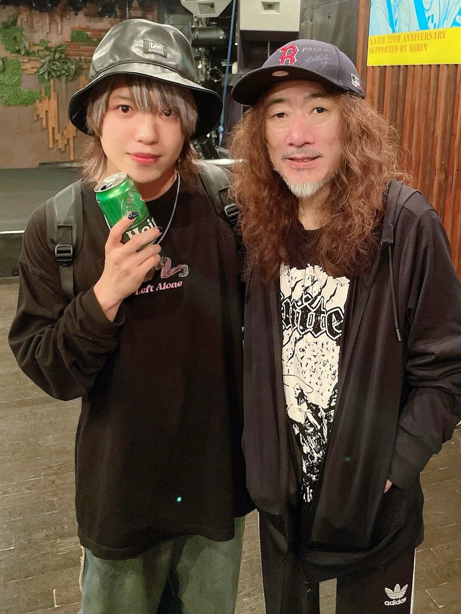 PATAさんに 友人である吉田正尚選手サイン入り帽子をプレゼントさせて