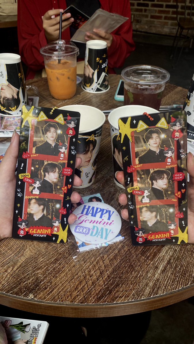 hongciaa's tweet photo. jeminay’s dayy!! ⋆.★
#Gemini_NT #เจมีไนน์
#BeginningOfANewChapter
#FlyHighGEMINI20th https://t.co/B1NoOiR9Uq