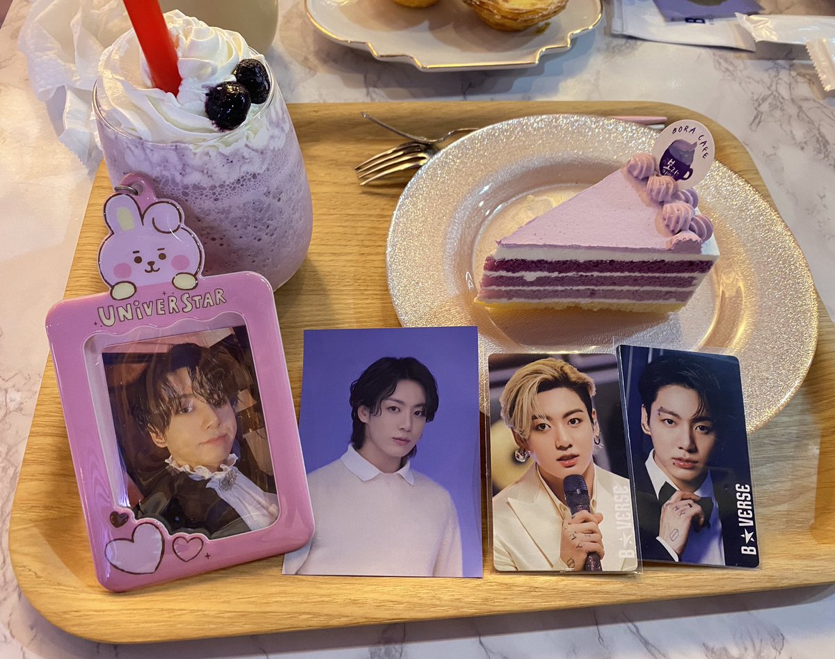ayakaARMY2's tweet photo. 久々アミ活〜6/14💜

B☆VERSEやっと行けた😭
ハプニングはあったけど、自引きしたし抽選も当たったし幸せだった💜

#天王洲
#RJPOPUP
#新大久保
#原宿　#BTS11thanniversary https://t.co/5LlLbtN1Vl