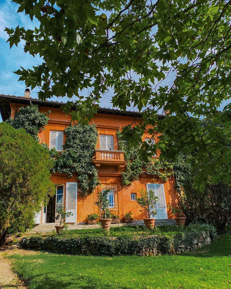 VISITE AI GIARDINI DELLE VILLE FIESOLANE
Villa Montececeri : puoi visitare il suo #giardino, con visita guidata (costo 5€), giovedì 20 giugno alle ore 16.00 chiamando domani lunedì 17 giugno al call center comunale 055 055 dalle ore 9. I posti sono limitati.