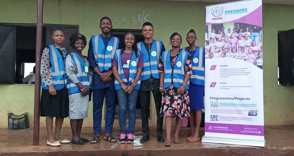 Preshi_Pee's tweet photo. The first phase of #MyCycleMyConfidence Project implemented at Owode Senior High School, Ogun state Nigeria on  6/6/2024.
50girls were trained on making reusable sanitary pads. 
Ensuring #APeriodFriendlyWorld
#MenstrualHygieneManagement
#GirlsEducationMatters #PreshipeeInitiative https://t.co/xUfDqwpyuX