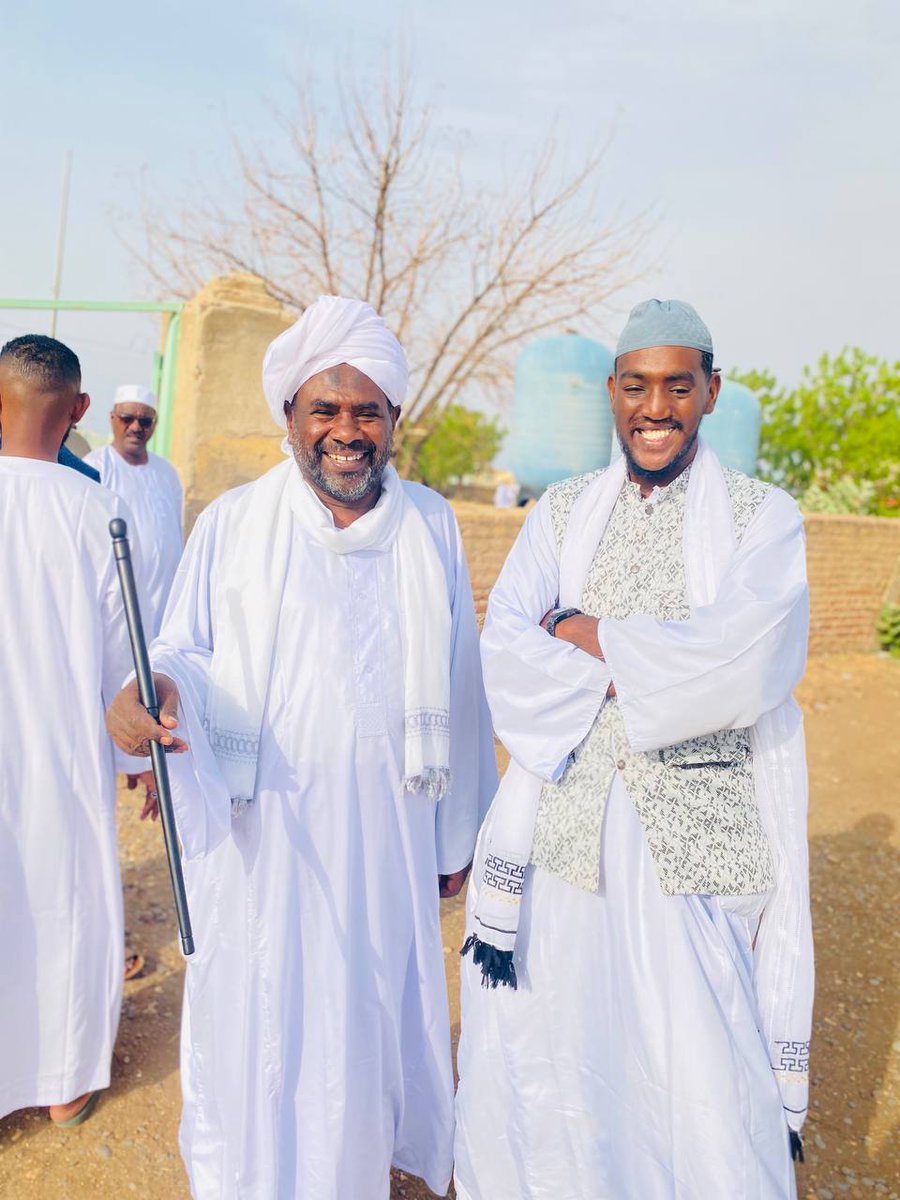KOOM_ART's tweet photo. Eid Mubarak 🤍 https://t.co/QEG7CM69HZ
