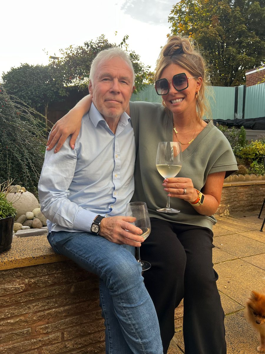 itsfoleybitch's tweet photo. Happy Father’s Day to my lovely dad 🎉 love you ♥️ see you later to celebrate 🥂 https://t.co/QzzX9YjPGL