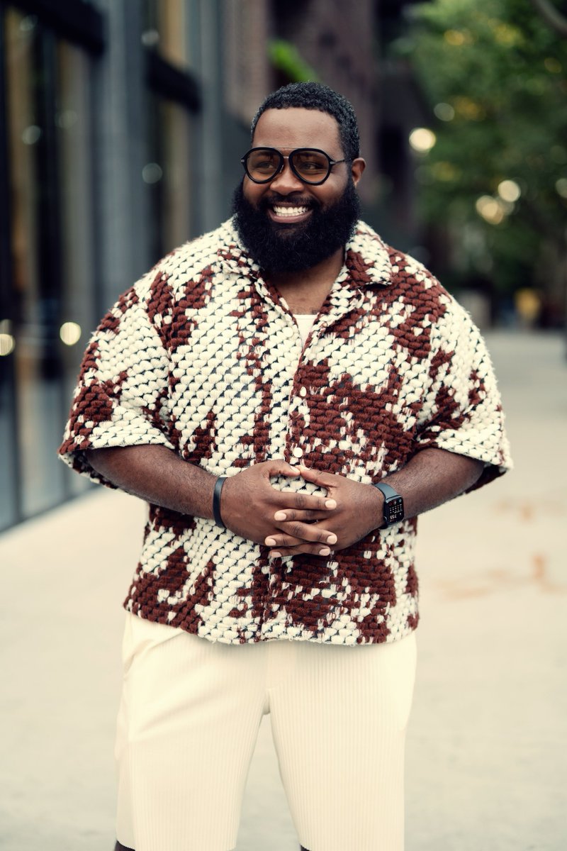 Underground tweet media