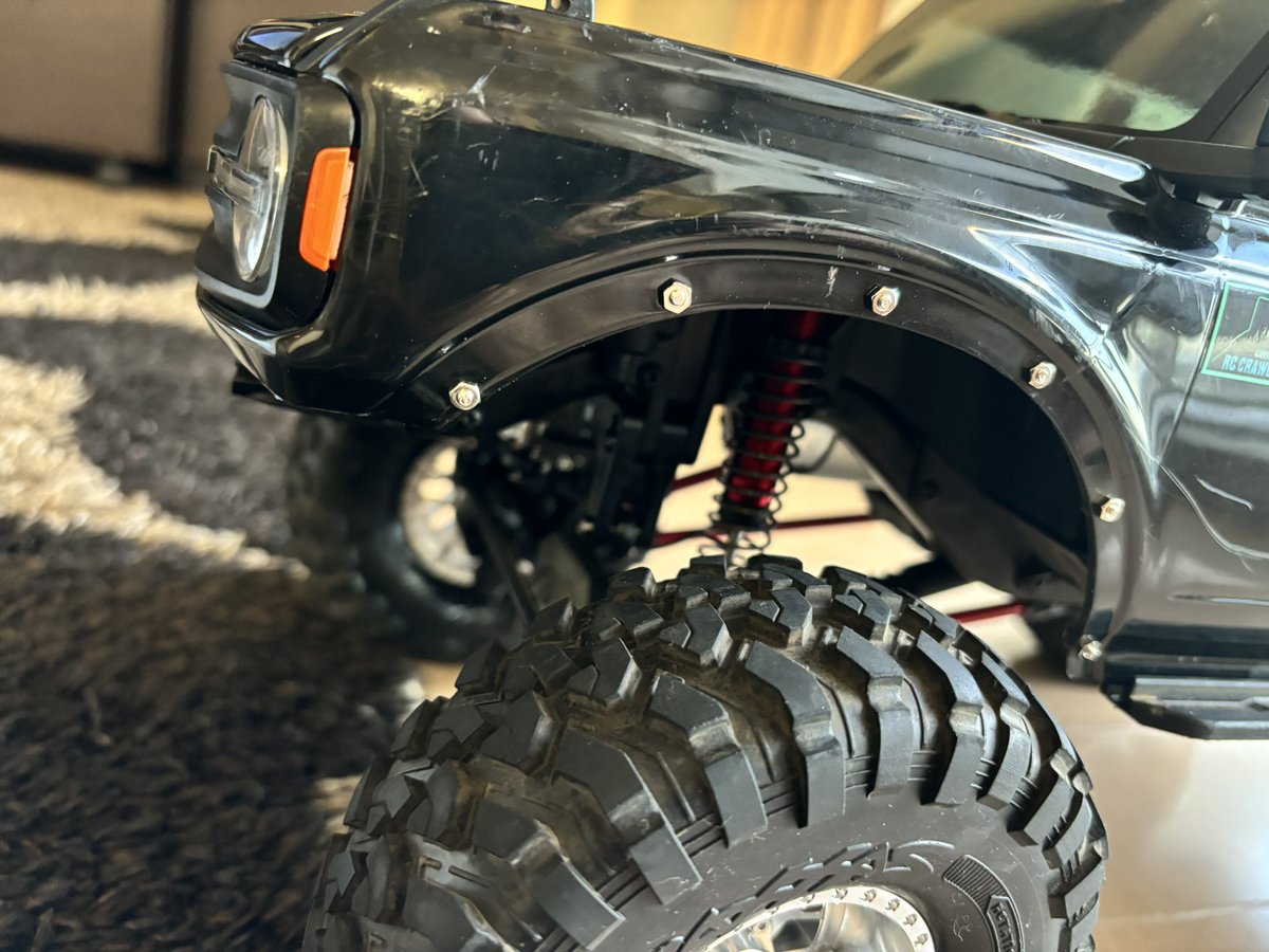ichi_rccrawler's tweet photo. #traxxas
#trx4
#HTECH
 
ブロンコハイトレイル化完了！ https://t.co/6fRI9V6YM3