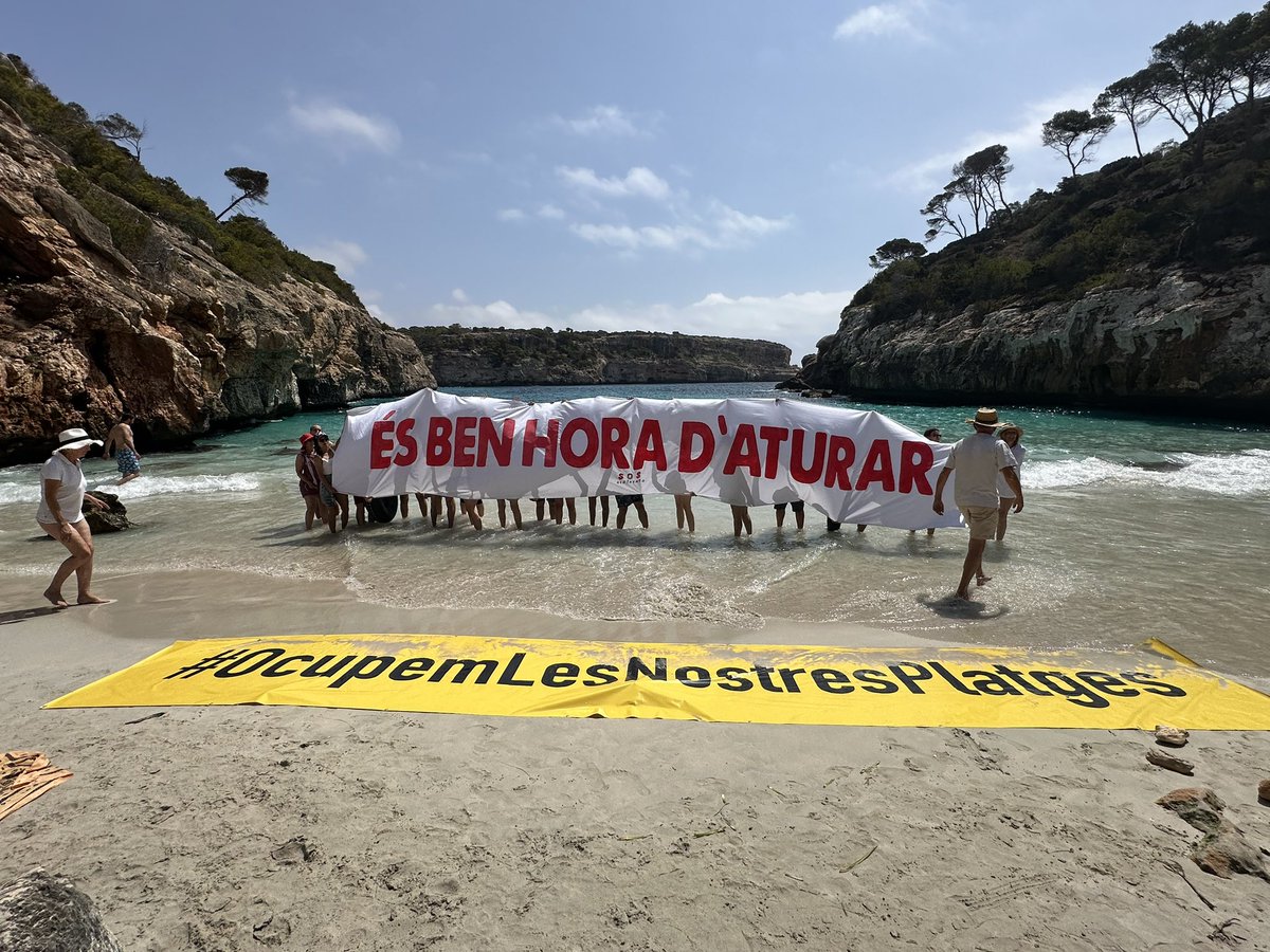 jmvidalillanes's tweet image. Es ben hora d’aturar, diu el lema. 

El malestar és una mescla de molts motius, a Mallorca no només ja no vivim del turisme, sinó que el turisme no ens deixa viure i roba el futur, l’habitatge o el patrimoni dels nostres joves. 

#OcupemLesNostresPlatges