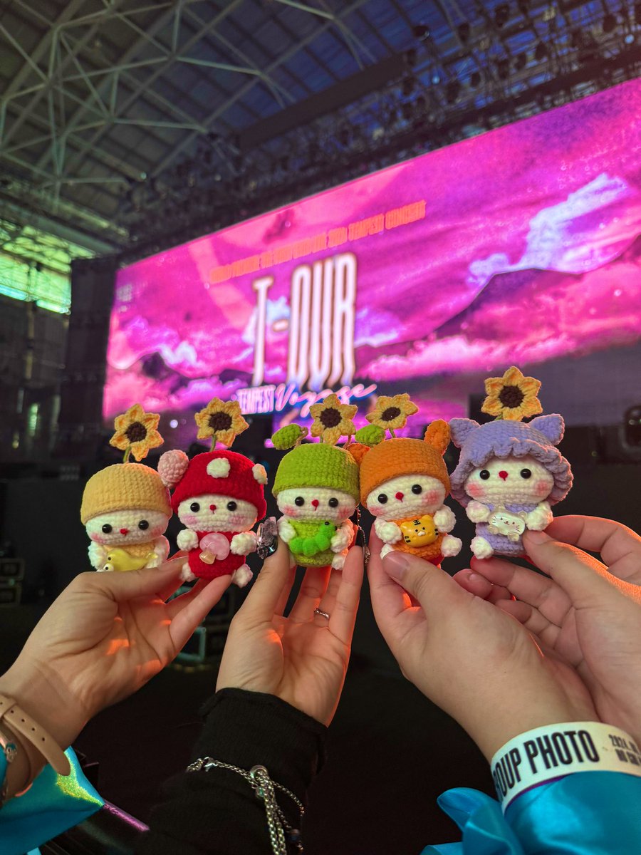 MochiEjp's tweet photo. MochiE về lại Nhật đợi Bin nhé 🩵 
Cảm ơn vì một Concert tuyệt vời 🥰🇻🇳

#HANBIN #한빈_템페스트  #템페스트 #Hanbin_twt #HANBIN_TEMPEST #오한빈 #ハンビン 
#T_our_voyage🇻🇳 https://t.co/nsr8xPvpEH