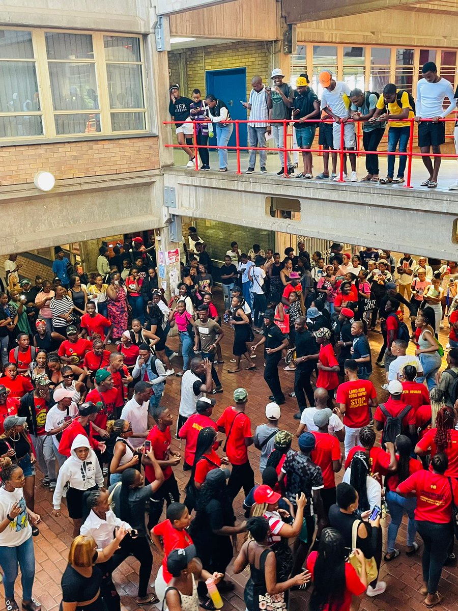 SesandaD's tweet photo. Happy Revolutionary 9th Birthday to @EFFStudents May the Command Live Long and Continue to defend the interests of students in institutions of higher learning. https://t.co/yIeTiGeXuN