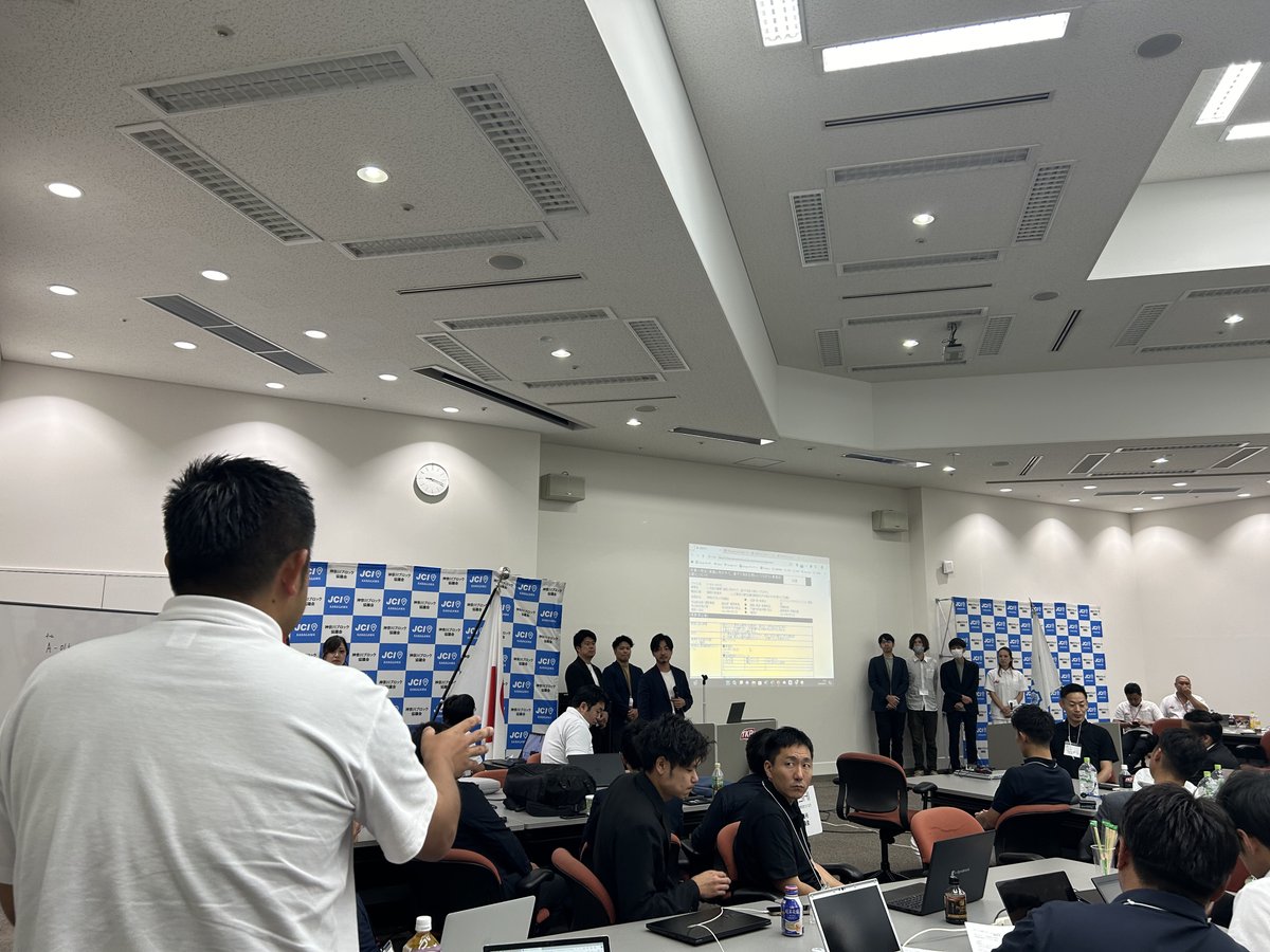 JC_kanablo's tweet photo. 2024年6月15日（土）から6月16日（日）にかけて、延べ50名の参加者による研修合宿形式で「かながわアカデミー2024～考動しよう未来のために～」が開催されました。

#神奈川ブロック協議会 #NOROSHI #かながわはひとつ #globalpeace #peace #kanagawabloc https://t.co/Y9MnqC0Qya