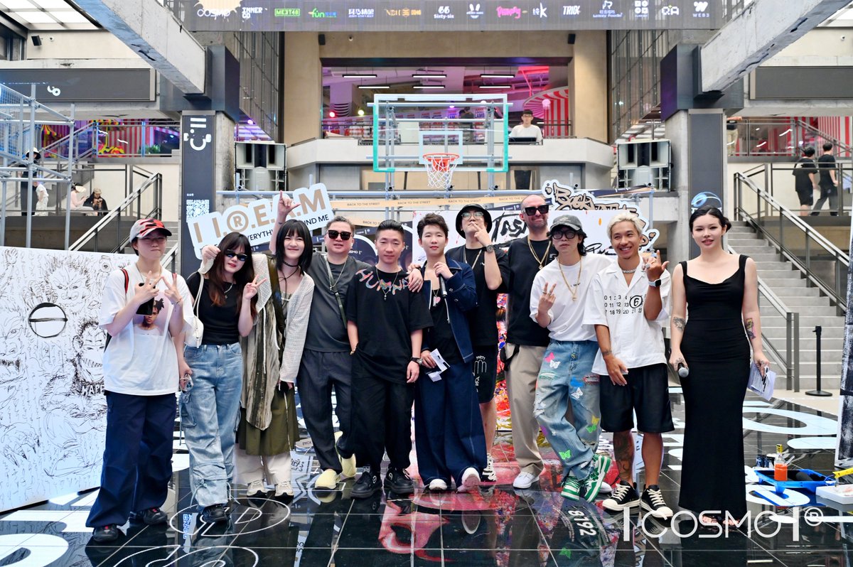 I Iape® tweet media