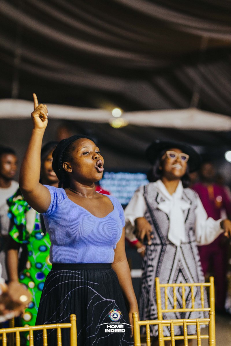 rccglsc_'s tweet photo. I will bless the Lord 
Oh my soul 
And all that is within me
Bless His holy Name...

#rccg #rccglsc #homeindeed #teamard #sundayservice #altarsandcovenant #buildingaltars https://t.co/EemTCV0Wz6