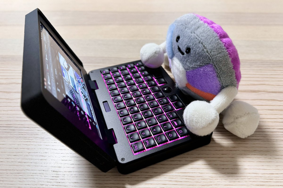 円盤ちゃんのエンドゲーム(2024 Summer)
Keyboard: MNT Pocket Reform
Switch: Kailh Choc Pro Red
Keycap: MNT Pocket Reform Original Keycap
#KEEB_PD #KEEB_PD_R202