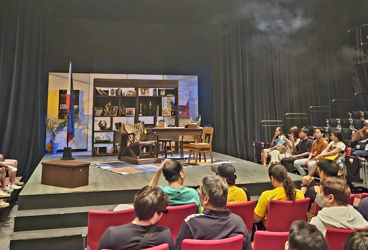 bwjohndc's tweet photo. 🎭 22: Dominador Gonzales: National Artist
(Virgin Labfest 19: Set E [Revisited], Sagad)

Playwright: Dingdong Novenario
Director: George De Jesus

📍CCP Tanghalang Ignacio Gimenez (Black Box Theater)

#vlf19pintog #VirginLabFest
#DominadorGonzalesNationalArtist https://t.co/5dkZMWmWFJ