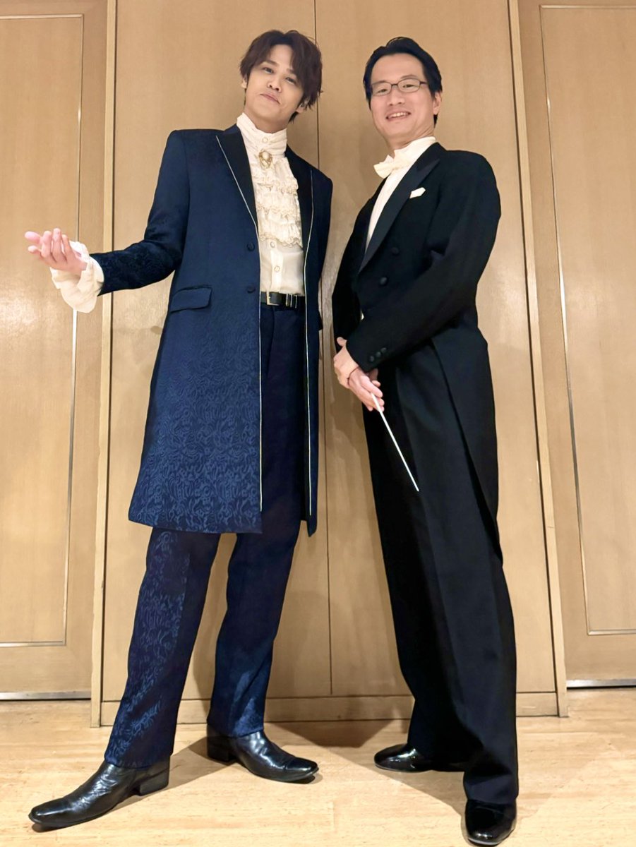 billboardcc's tweet image. ＼#宮野真守 #AUTHENTICA 終演🪄／

宮野真守オーケストラツアー
京都公演第二夜終演🎻🌙

アーティストデビュー15周年を磨きのかかった力強い歌声とオーケストラの音色で彩りました💐🎶

そして、東京公演のコンサートレポートがBillboard JAPANで公開！📖
billboard-japan.com/d_news/detail/…

#AUTHENTICA