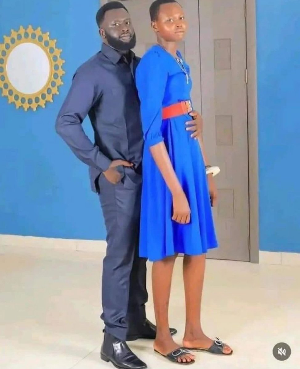 yabaleftonline's tweet photo. These pre-wedding photos have got people talking. https://t.co/ez1EDfbOhi