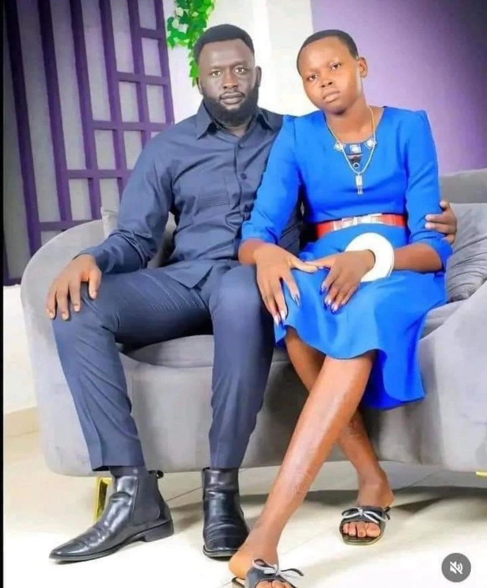 yabaleftonline's tweet photo. These pre-wedding photos have got people talking. https://t.co/ez1EDfbOhi