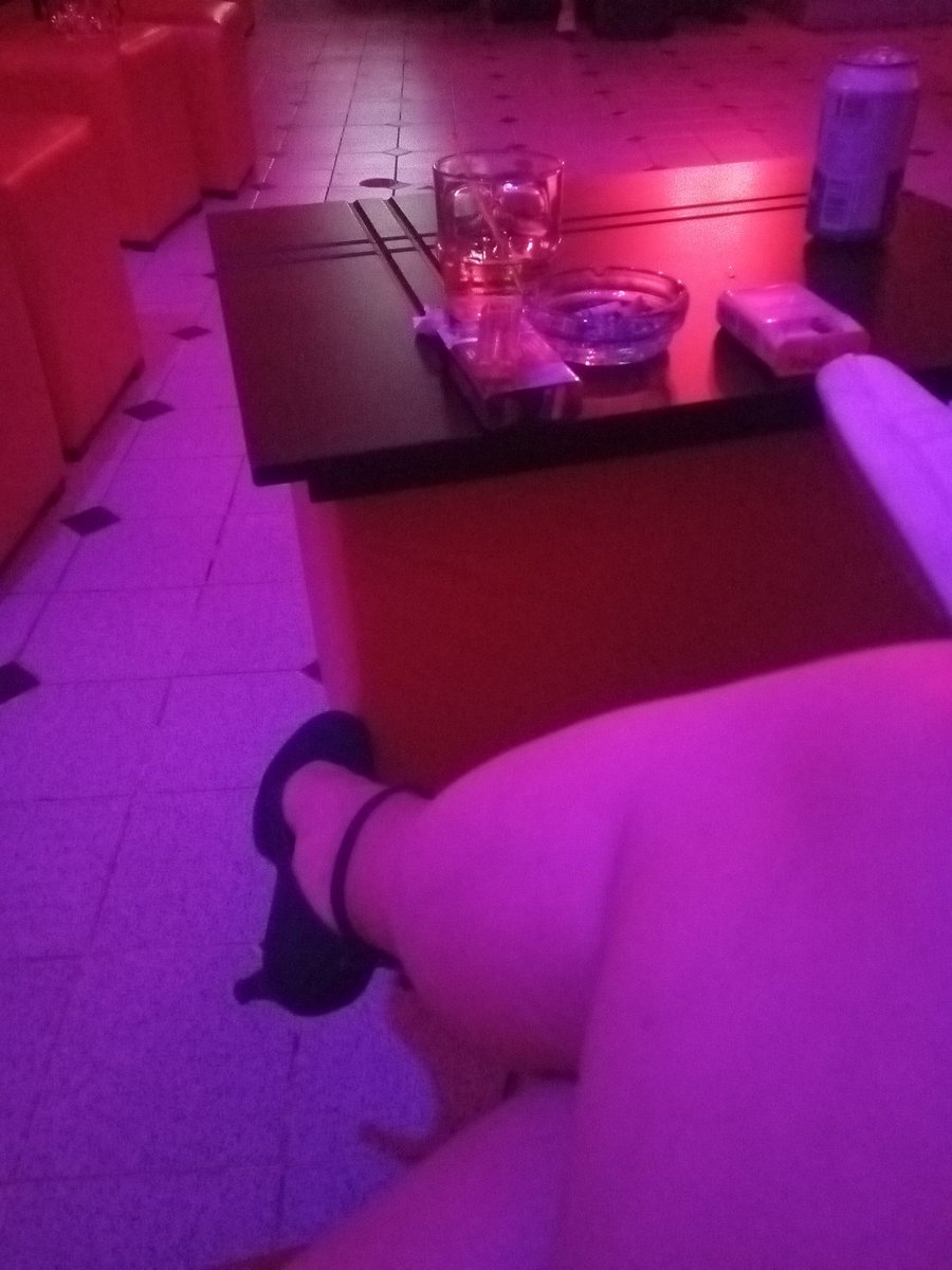 BusaCaperucit's tweet photo. Aqui en el @SugarCoffeeSex  pasándola excelente a quien veremos aqui????#swingersméxico #vamos #intens #lujuria #sex https://t.co/D8yHzixSig