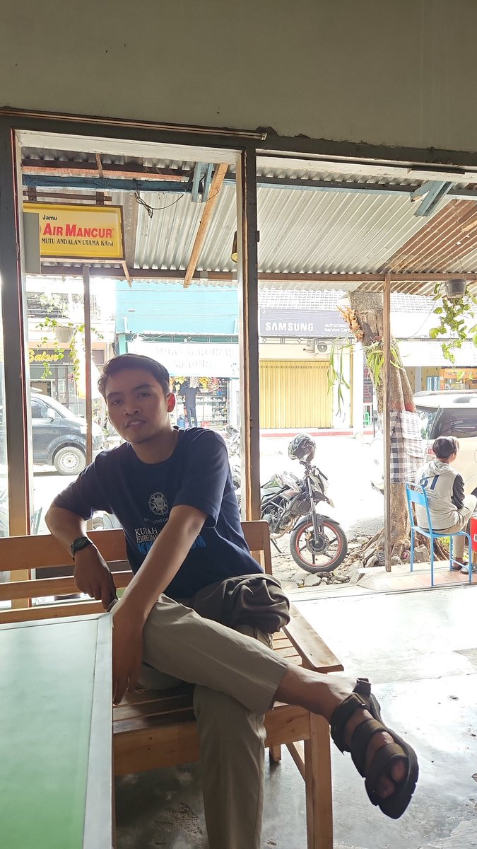 Menyambut camat sewonderlan