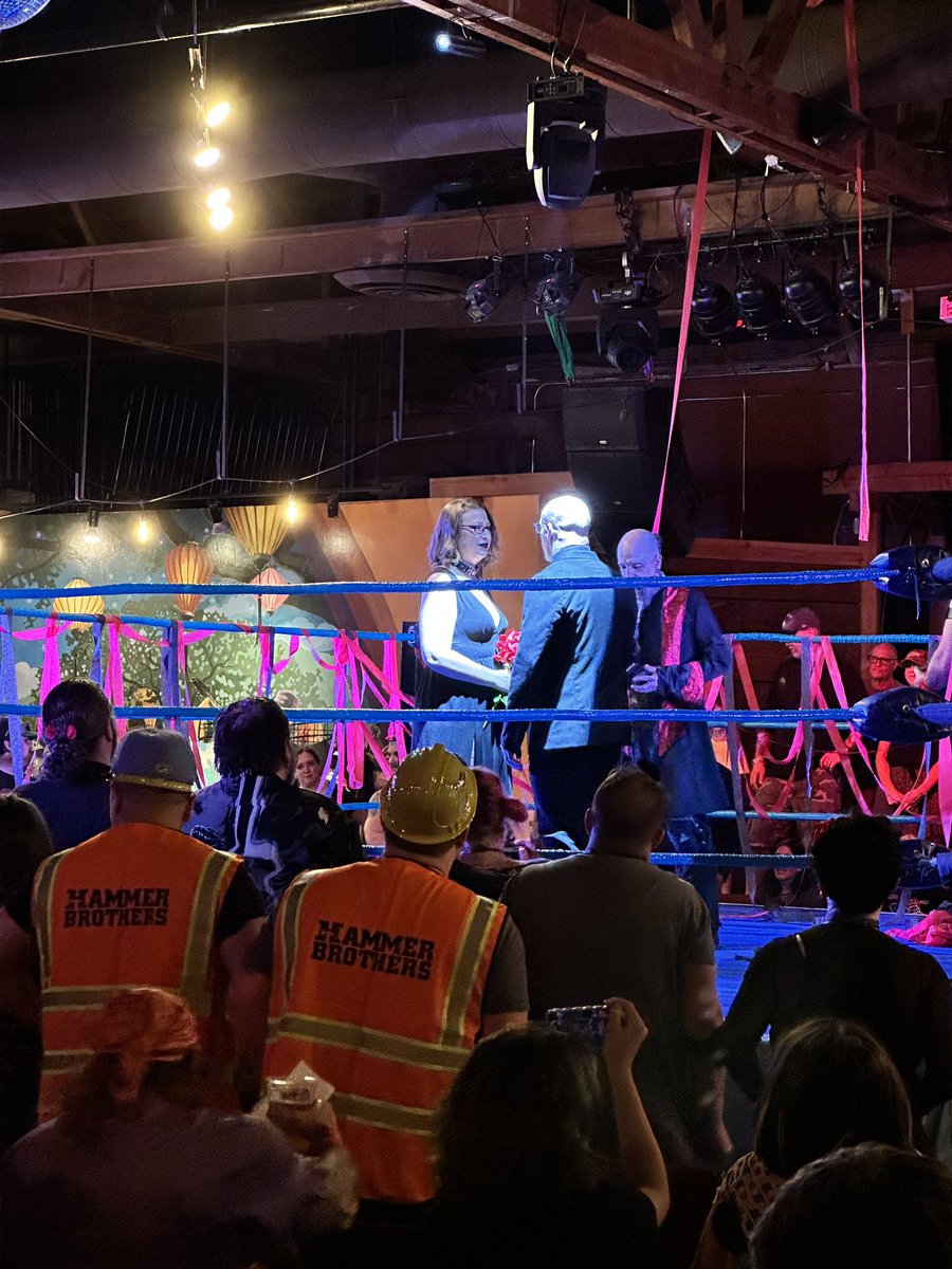 nosellent's tweet image. Proud sponsor of @powprowrestling! They had a great show tonight at Whirled Pies in Eugene, OR. Catch our full review of #TilDeathDoUsPart this week on The No Sell Podcast.