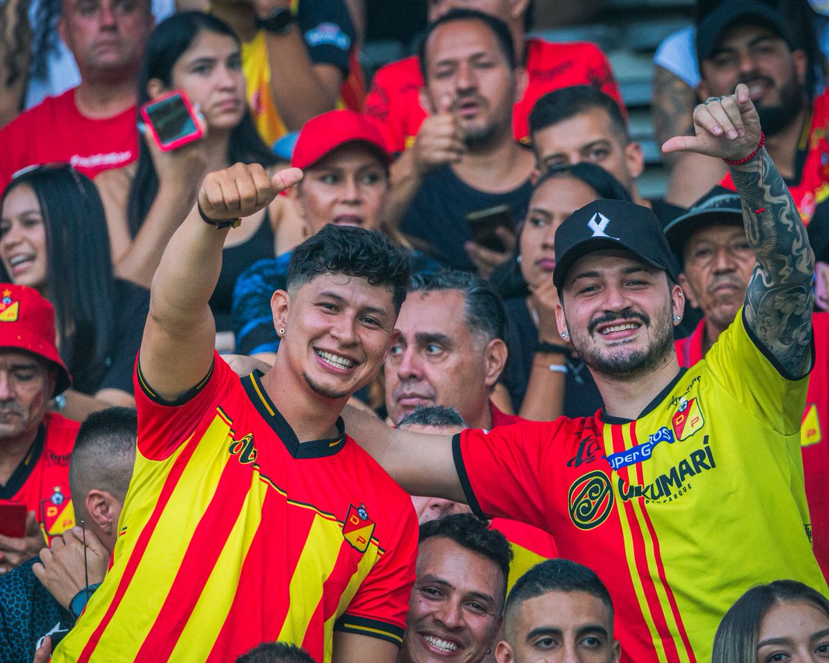 YoSoyMaly's tweet photo. Hoy probablemente estaríamos celebrando la segunda ⭐️ 

@DeporPereiraFC 
En la mala estuvimos, en las no tan buenas seguimos, ni que decir de las mejores ¿o no?, Jeivy.

Una campaña más. Como diría @DanyHeSan ¡volveremos! https://t.co/FLgMbeB75R