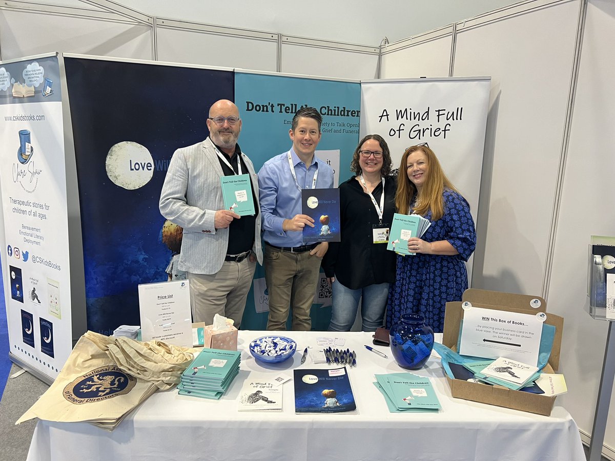 Rose House Funeral supplies tweet media