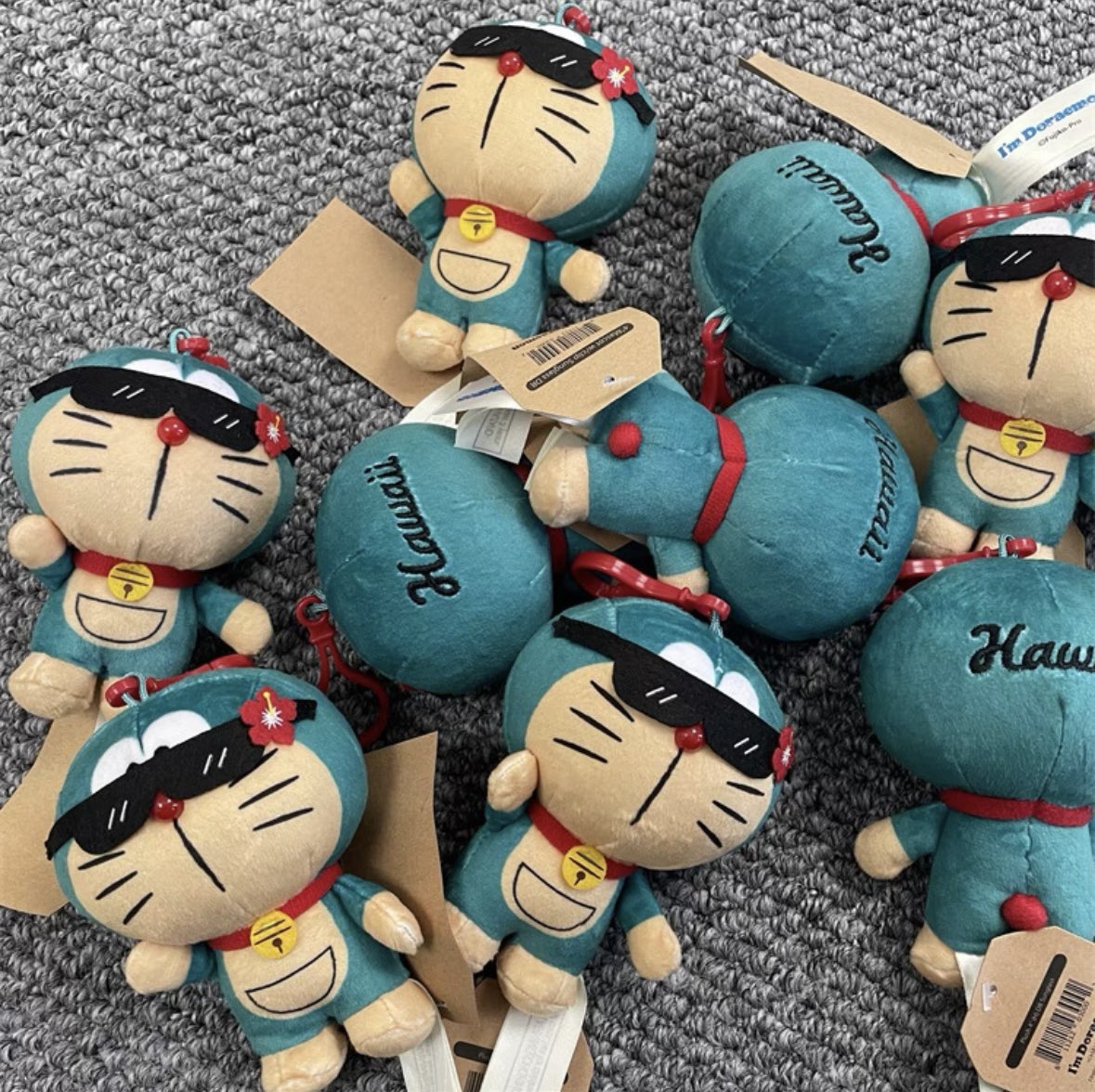 chipscokeee's tweet photo. 想要红黑皮的那款😠 https://t.co/qwOjjsrJD8
