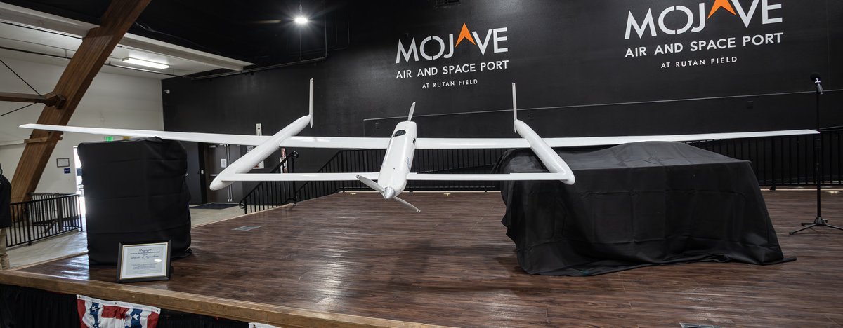 ShorealoneFilms's tweet photo. (1) Coverage from the Dick Rutan Memorial at @ MHV Celebrating an Extraordinary Life! Feat. A model of the historic, world record holding #Voyager aircraft. Not sure but this model looks like it flew at some point. ##DickRutan #Scaled #AvGeek 06-15-24 https://t.co/IfUNt4Kyca