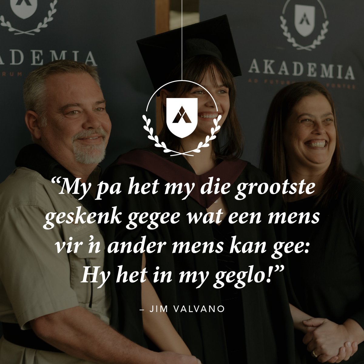 OnsAkademia's tweet photo. Gelukkige #Vadersdag! Vandag vier ons paโs dwarsoor die wรชreld. Wat is die beste lewensles wat jou pa jou geleer het?
#MyAkademia https://t.co/81d4tOwnk7