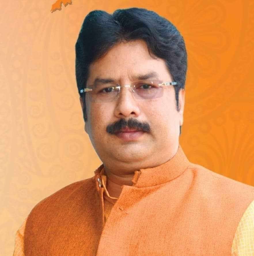 H & UD Dept tweet media