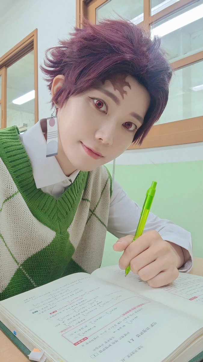 귀멸일일카페 [잔심] 프로필촬영 다녀왔습니다!!

매번 탄지로로 인사드리게 되는듯한ㅋㅋㅋ
오랜만에 귀멸은 너무나 잼있고 뽕이차오르네요~~

모두가 즐길 수 있는 저희카페 많관부~~☺🙏

귀칼일카 [잔심] 계정 -> <a href="/cnxn2024/">《개최 취소》 残心</a>