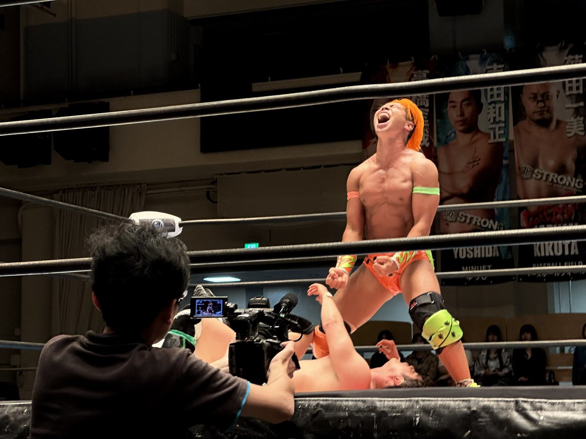 Kuro_sei's tweet photo. 佐藤さんも、関札さんも、
お疲れさまでした！！

#bjw #大日本プロレス https://t.co/ajC434ftBO