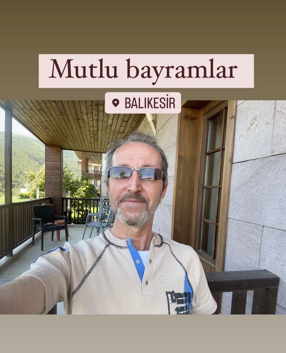 Huseyn_cim's tweet photo. Mutlu Bayramlar 😇 https://t.co/T0FrmktK2K
