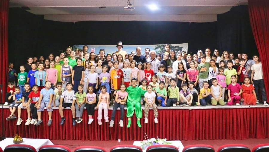 BBKT’dan Kırsal Mahallelere Özel Tiyatro Şöleni dlvr.it/T8LJTS