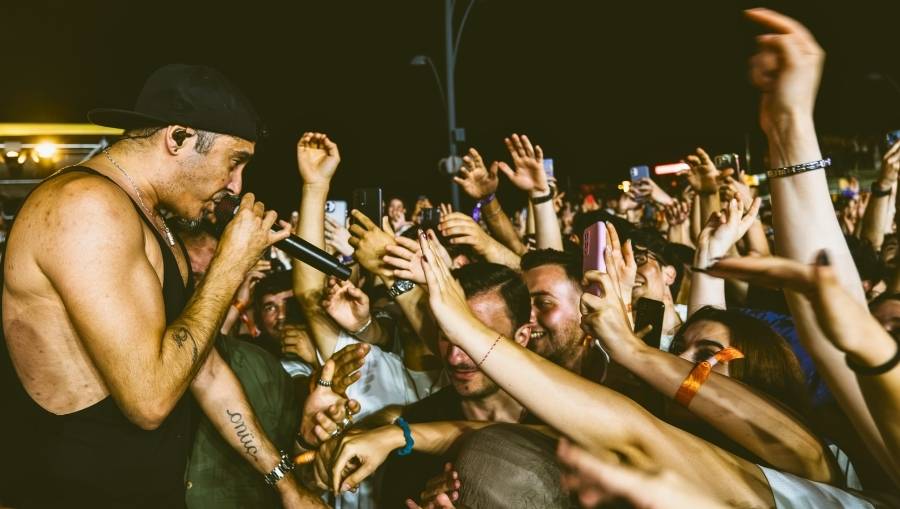 maNga 20. Yıl Konserleri Devam Ediyor dlvr.it/T8LJTj