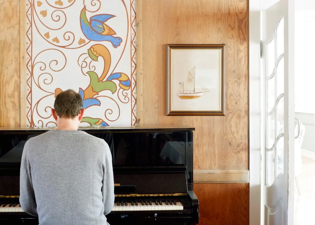 leiterverlag's tweet photo. Acclaimed composer & pianist @OttoAT has just shared a beautiful new album via LEITER: ‘Exin’ was co-produced by #NilsFrahm at his studio in Berlin’s famed #Funkhaus complex, it's now available on ltd edition vinyl & digital platforms.
Discover: https://t.co/AZXxKs99qM https://t.co/WXQar0V9iQ