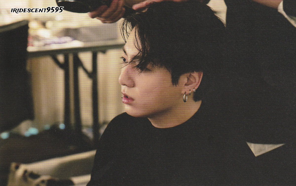 iridescent9595_'s tweet photo. [SCAN] 정국 https://t.co/7O5nO0AQxp
