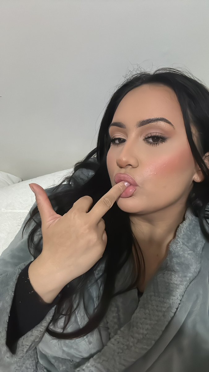 islabell03's tweet photo. Doing what I ask is the bare minimum piggies

Findom humanatm paypig https://t.co/ZuHLOcZh90