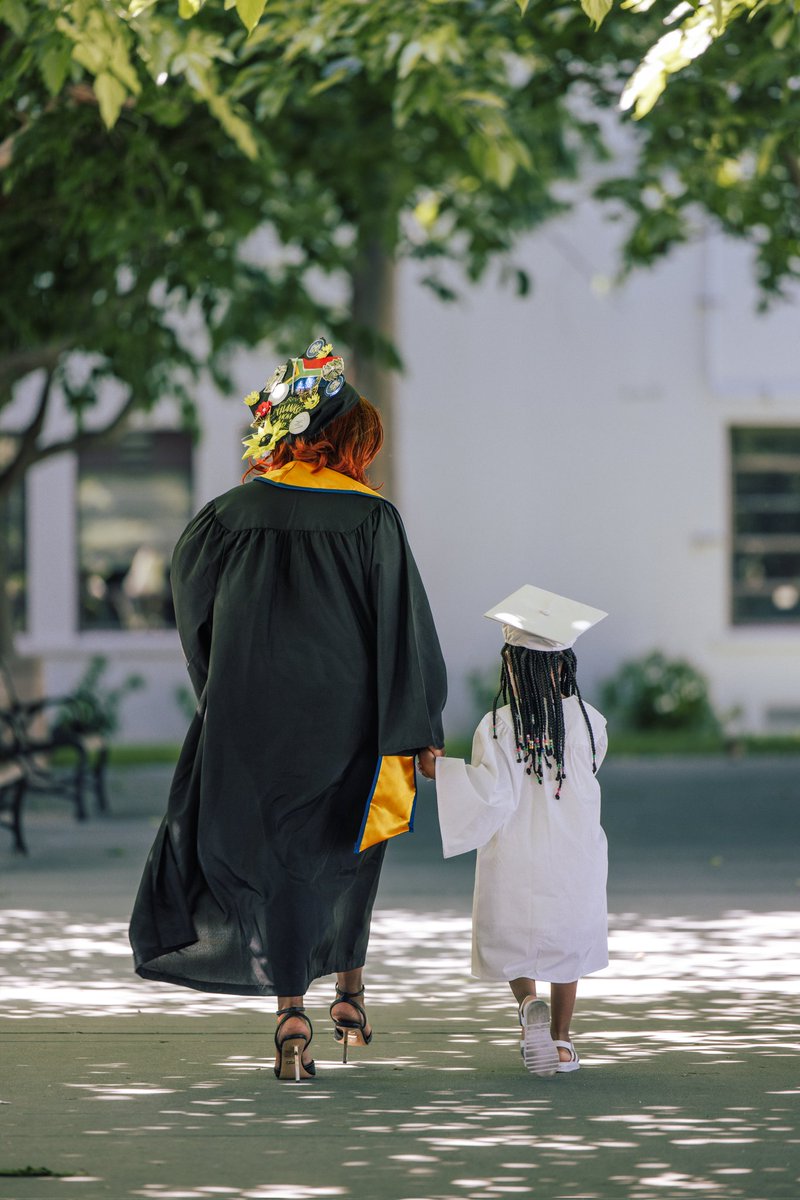 Nintiza53's tweet photo. Sharing this milestone with my daughter—a double celebration of achievements and dreams fulfilled. 🎓💫 #GraduationJoy #ProudParents" https://t.co/Oo4iqsVtyH