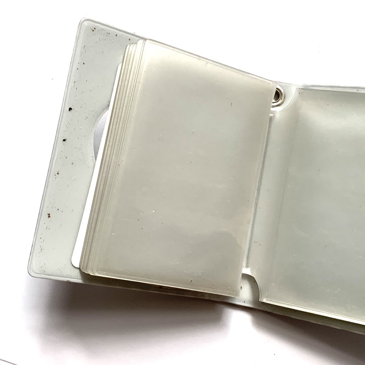 [🎠] WTS

Collect book / kolbuk 1p pvc ducky world original

ᨳ 30k 

﹅ minusnya agak kotor, bisa dibersiin
﹅ price is IDR (acc buyer ww, paypal) exc packing and ecomms fee 5%
﹅video condition or proof knock my dm

Please mention after dm, thanks ◡̈