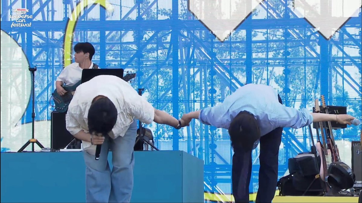 이때랑 인사가 똑같자나🥹🥹🥹🥹🥹