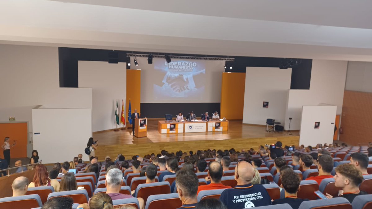 ExQuimia's tweet photo. La organización de #JEMERG24 este año ha sido intensa y complicada, pero ha salido adelante gracias al trabajo de gente muy apañada. De la que estoy especialmente agradecido... #ControladoresCounseling, #JuanTrujillo @jlpouy @GalvezRivas #CarmenCanillas. Grandes profesionales https://t.co/sR6KwlfGrp