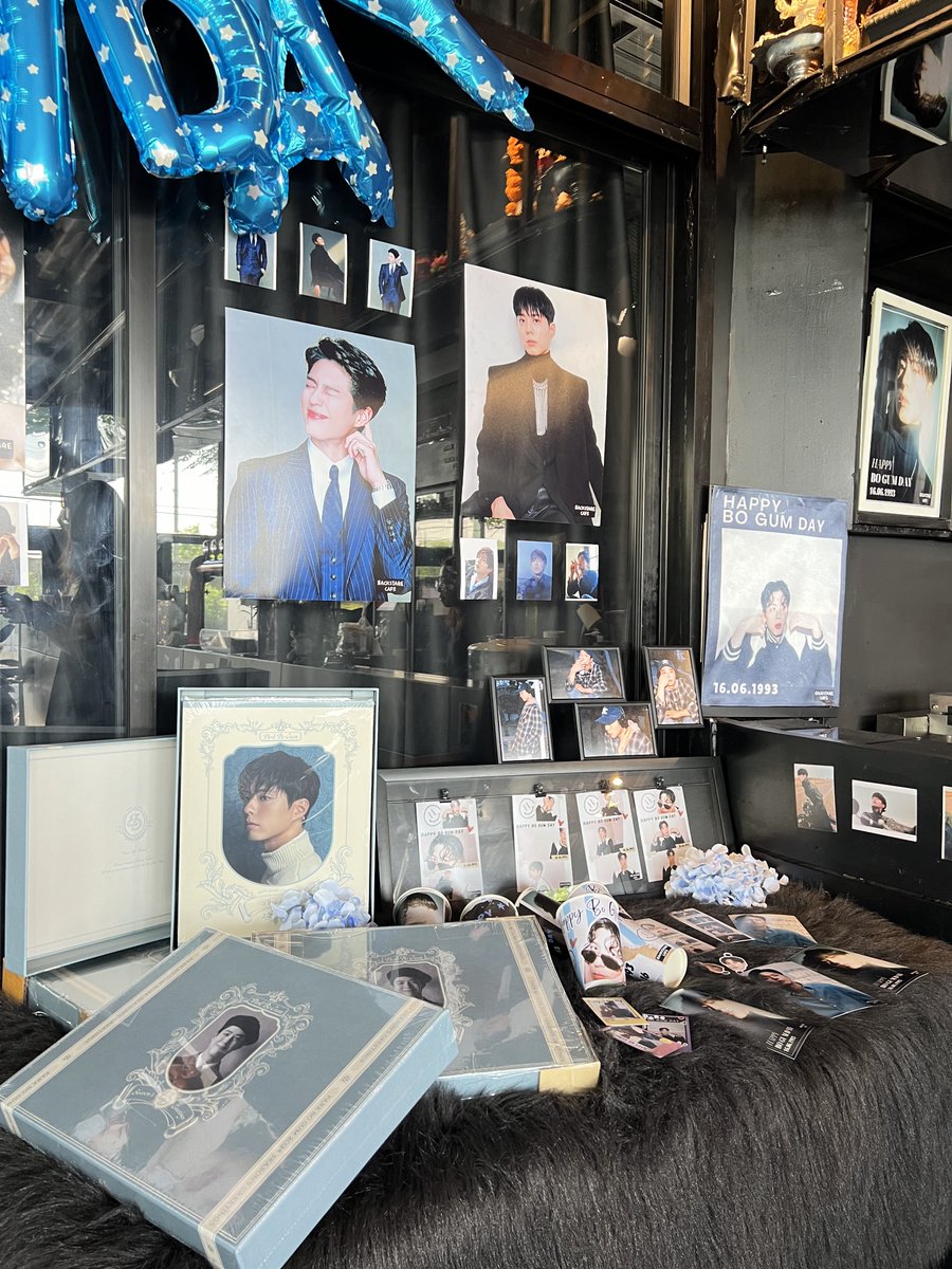 PankGelo's tweet photo. 2024.6.16 Birthday cafe for @BOGUMMY in Bangkok
#happybogumday #보거미생일이즈히어
#WISH_YOU_HAPPYBOGUMDAY 
#ParkBoGum #박보검 #朴寶劍 #パクボゴム #พัคโบกอม

#Happybogumday2024
#Happybogumday2024XBackstagecafe
#Backstagecafe https://t.co/PRkcfaMLoS