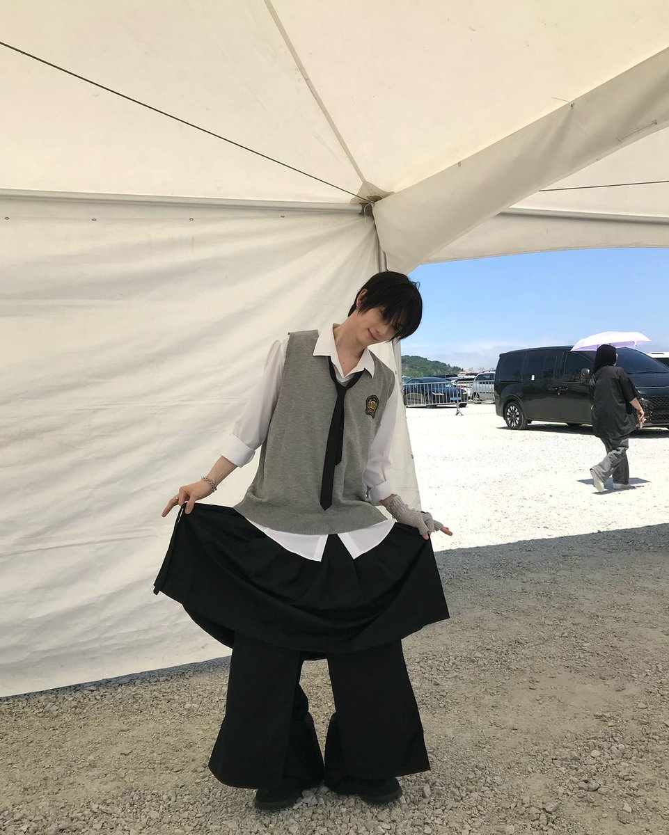 theonemydy's tweet photo. 천재 쿨냥 🖤🤍
#도염 #전도염 #DY #JADYN https://t.co/Daax8Yhq3T